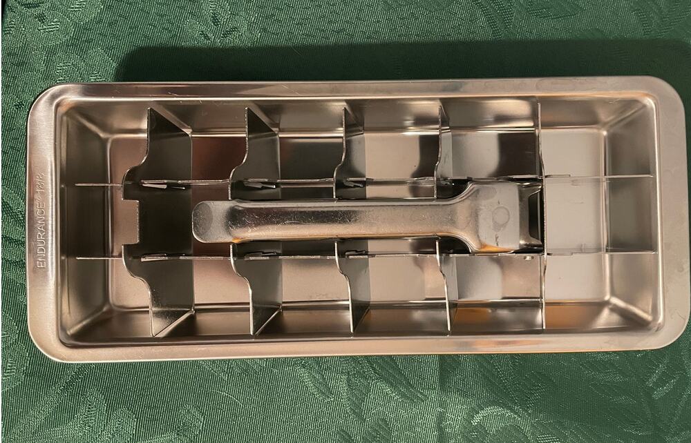 VTG Endurance 18/8 Stainless Steel Vintage Ice Cube Tray